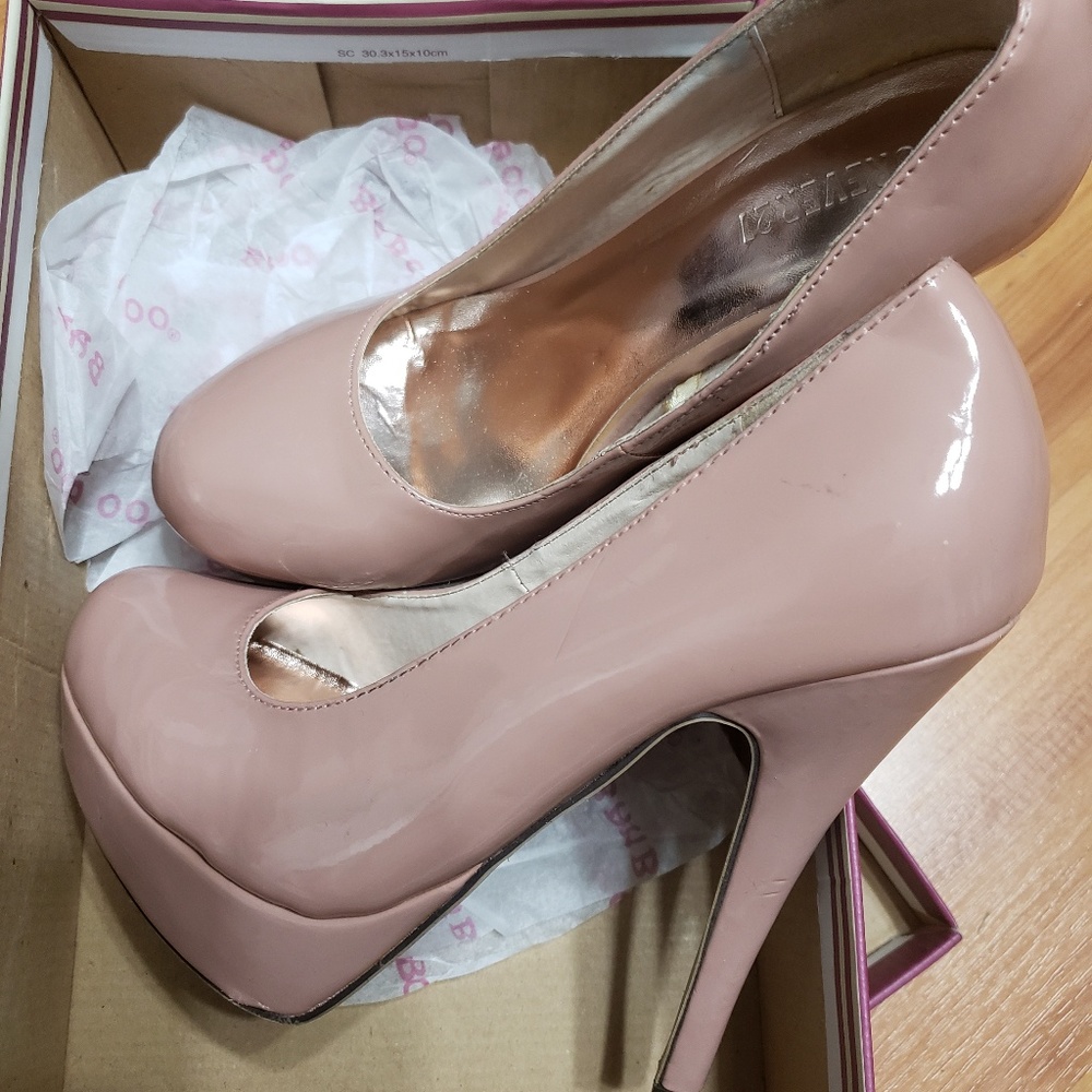 Womans heels